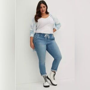 Torrid Pull On Boyfriend Jeans
